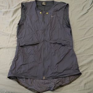 NWOT Nike-Fit Vest with pockets